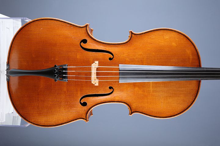 Leonhardt Rainer W. - Mittenwald Anno 1997 - Hundekopf - 1/2 Cello - C-016k